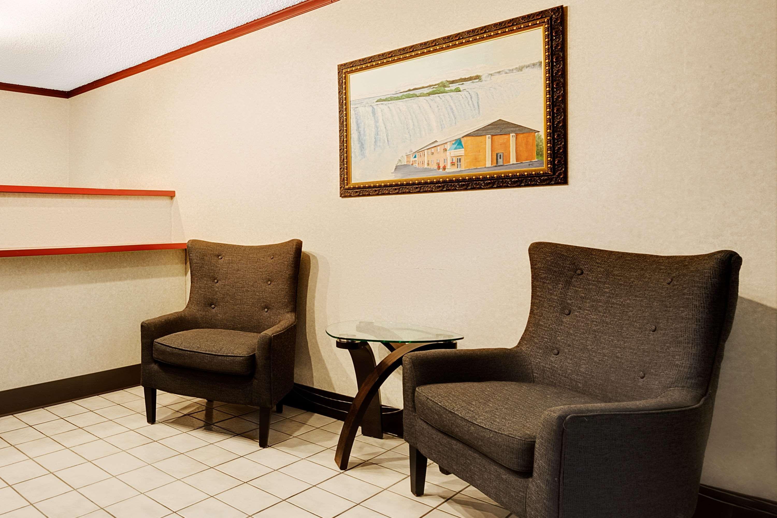 Super 8 By Wyndham Kenmore/Buffalo/Niagara Falls Area Exterior photo